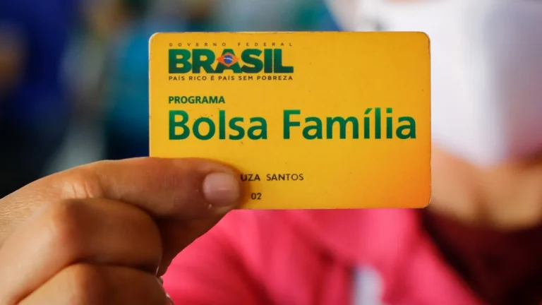 Calculadora Bolsa Família 2026: Simule o Valor do Benefício