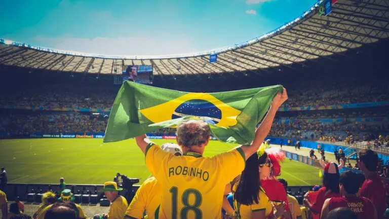 Golpes da Copa do Mundo 2026: 7 Tipos Mais Comuns e Como Não Cair