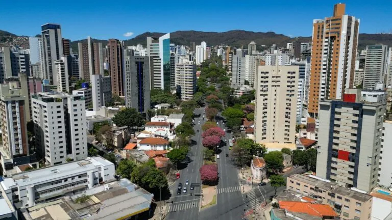 Detran MG 2026: Guia Completo de Serviços, IPVA, CNH e Licenciamento em Minas Gerais
