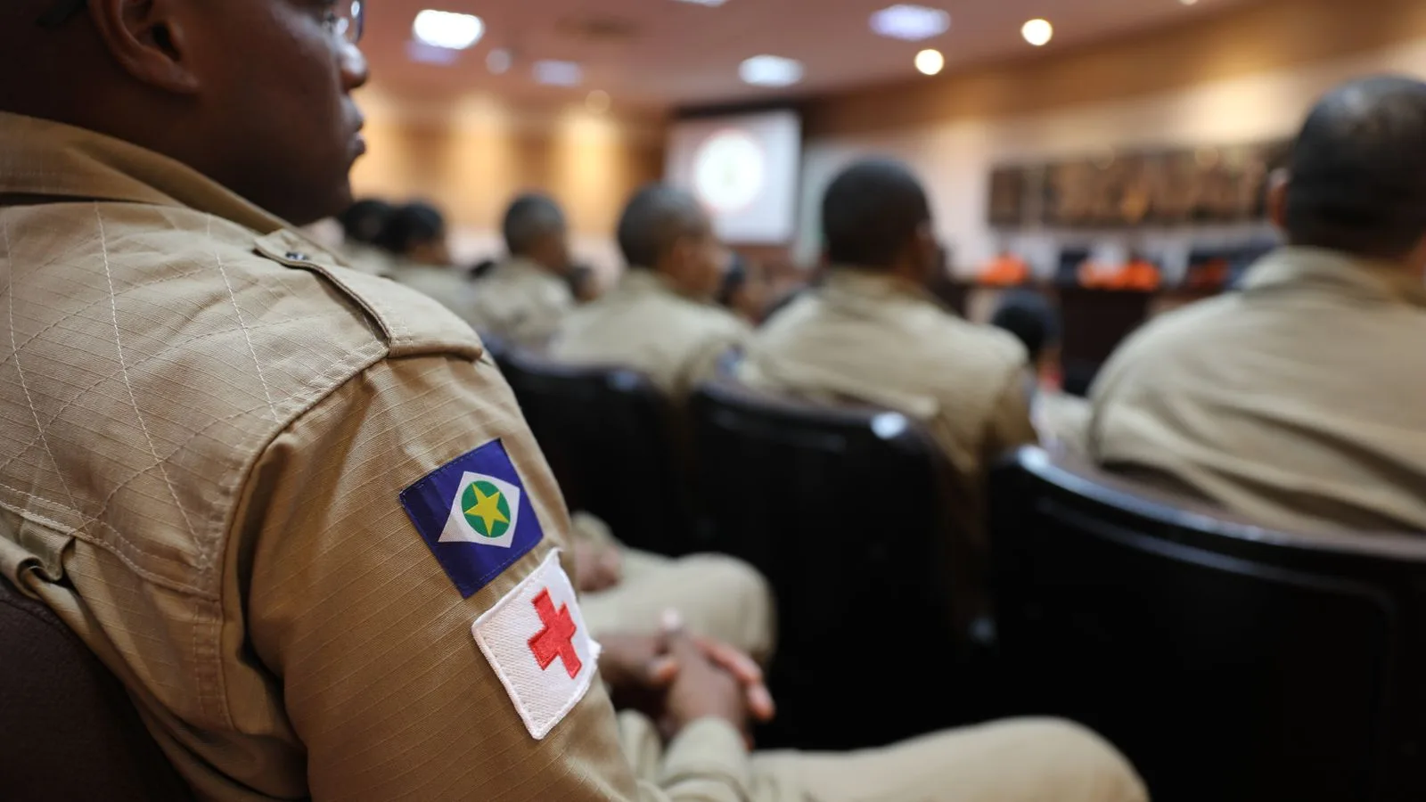 Emergency personnel gather for strategic training in Mato Grosso, Brazil.