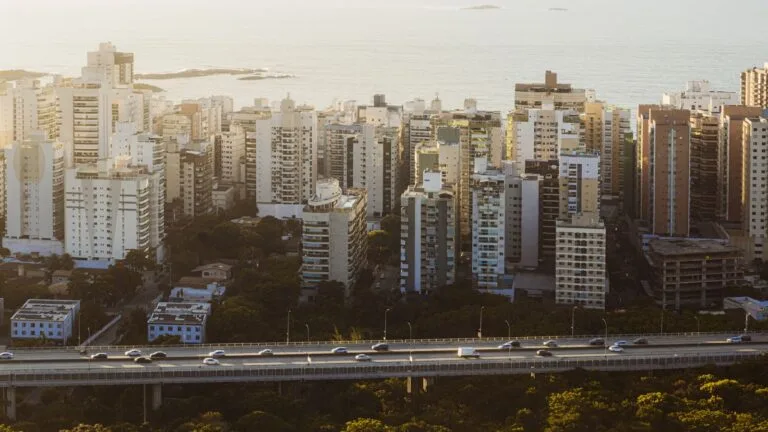 Detran ES 2026: Guia Completo de Serviços, IPVA, Multas, CNH e Licenciamento no Espírito Santo
