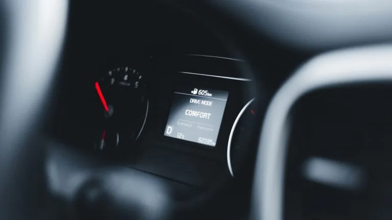 Seguro Auto por Quilometragem Rodada (Pay Per Mile): Vale a Pena em 2026?