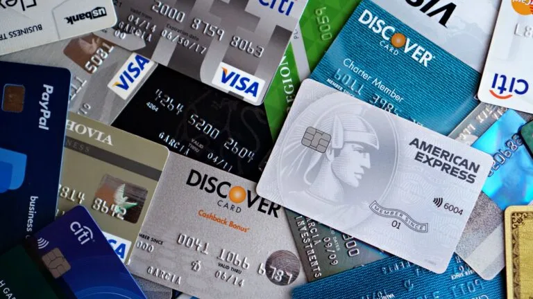 Os 7 Melhores Cartões com Cashback por Categoria em 2026