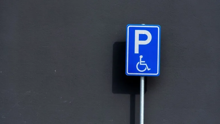 Seguro Auto para PCD com Nome Sujo ou Negativado: Quem Aceita em 2026