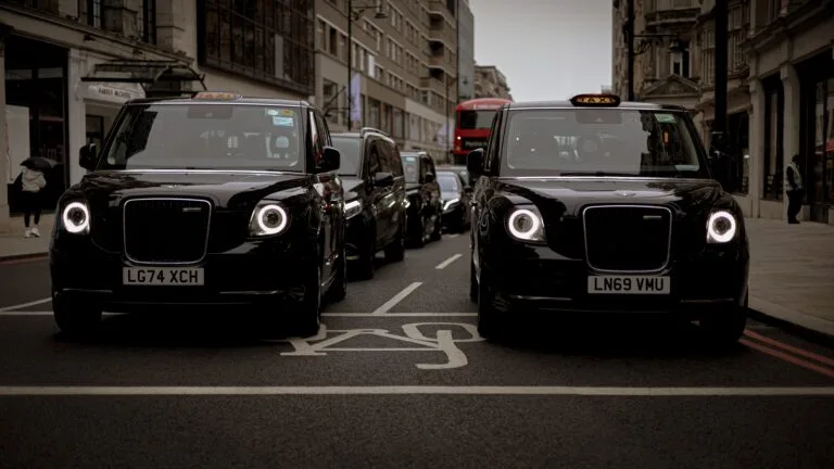 Seguro Auto para Carro Híbrido Usado como Uber e 99 em 2026