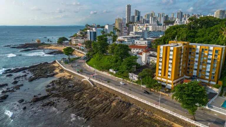 Licenciamento Detran BA 2026: Calendário por Final de Placa, Taxa e CRLV-e na Bahia